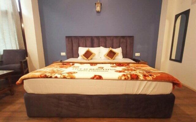 Hotel Link Way