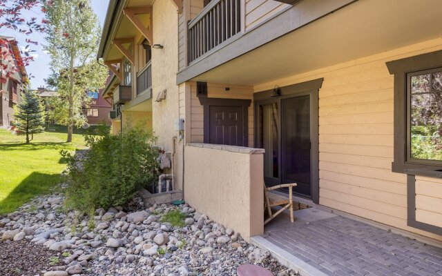 Phoenix 207 2 Bedroom Condo by Redawning