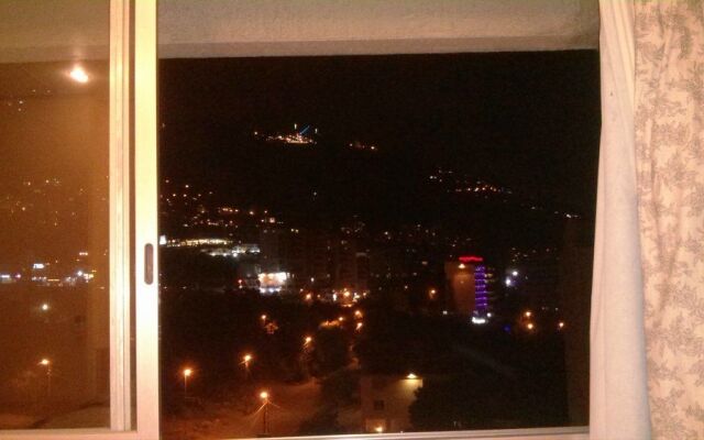 Vanda Hotel