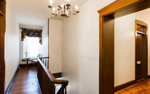 Red Rose Bed & Breakfast