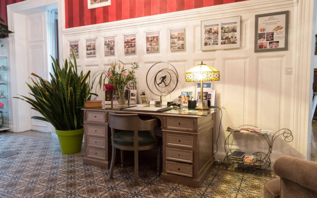 Chambres d'Hôtes - La Villa De La Paix