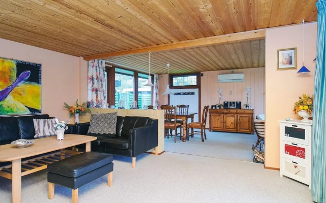 6 Person Holiday Home in Store Fuglede-by Traum