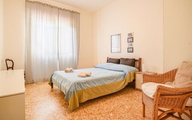 Beautiful Apartment in Viareggio With 2 Bedrooms and Wifi