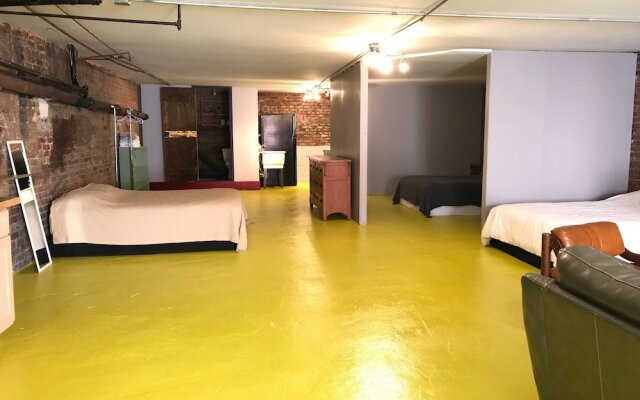 Handsome Chic Loft