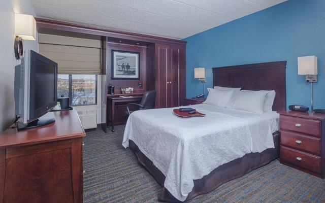 Hampton Inn Madison East Towne Mall Area