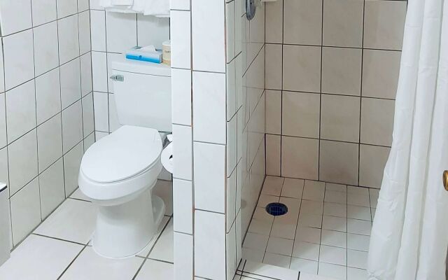 Oceanside Inn & Suites, a Days Inn by Wyndham