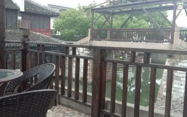 Wangshuilou Inn