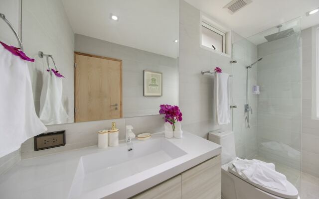 Villa Hailan with Private Pool