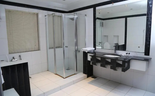 Westin Suites Guest House