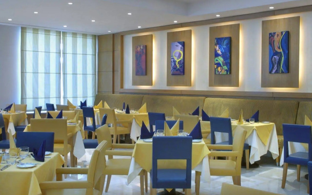 Holiday Inn Cairo Citystars by IHG