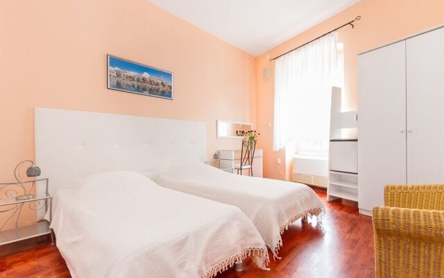 Rooms & Apartments Matkovic