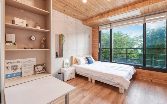 Seogwipo eunsukstay