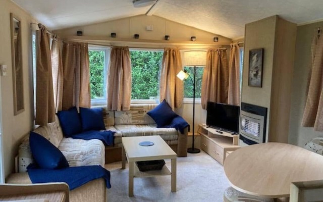 Cosy, Quiet Static Caravan, Mawgan Porth, St Eval