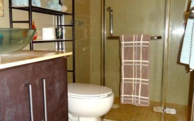 Casa Mariposa 1 Block Near To Coco Beach