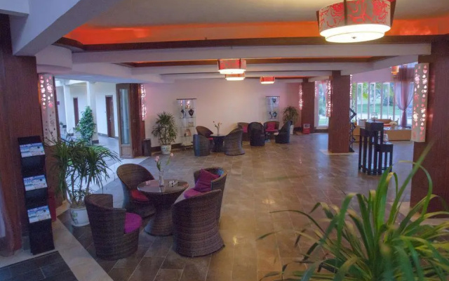 Romantic Coast Resort Maoming – Lobby – Maoming
