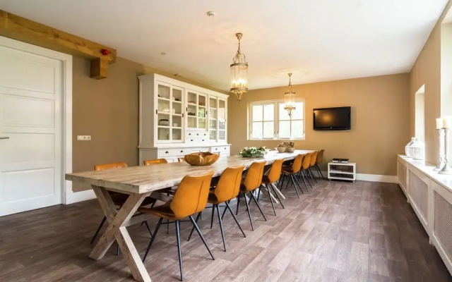 Luxury Farmhouse near Forest in Dinkelland