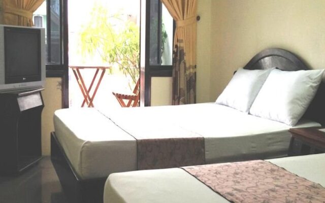 Dong Loi Hotel