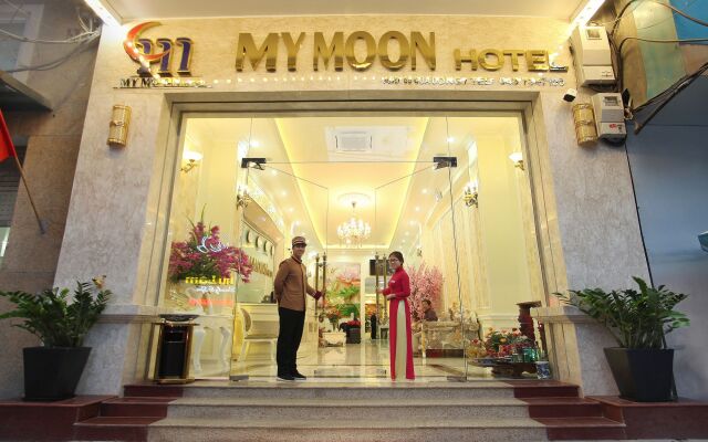 My Moon Hotel