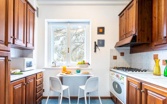 Chalet Monti Della Luna 7