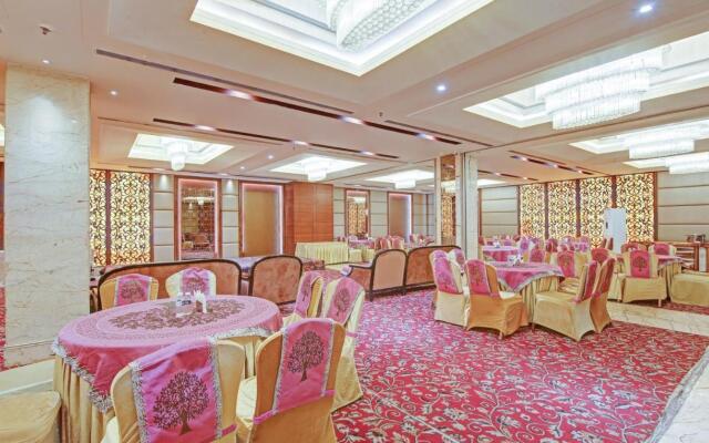 Treebo Premium Arista