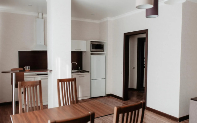 Apartments on 36 Shkolnaya Street