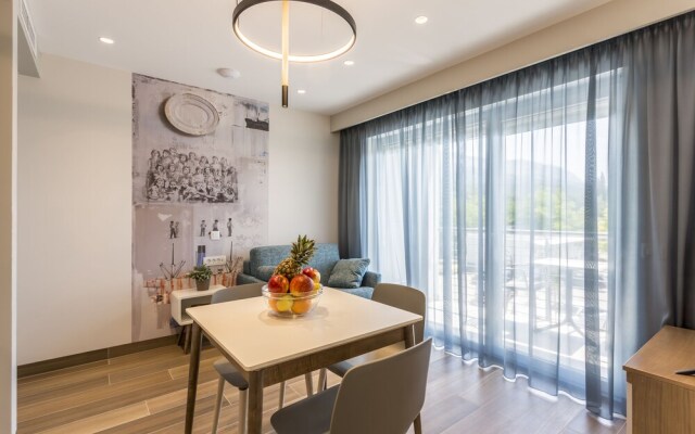 Ringo Apartments