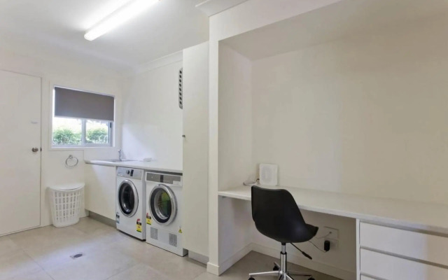 Depper St Charming Beach Side Home in Lovely Location