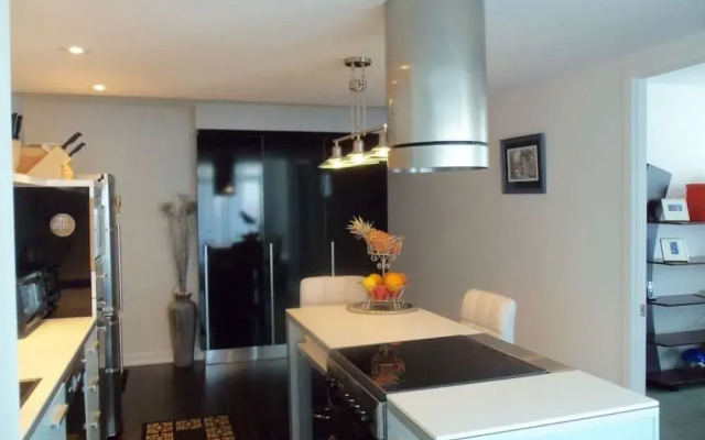 Toronto Suite Rentals - Panorama