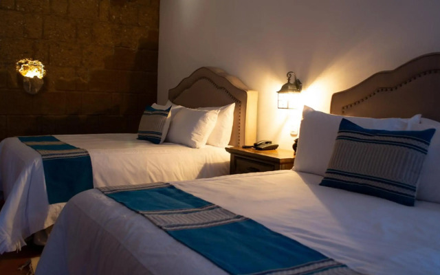 Casa de Adobe Gallery & Luxury Boutique