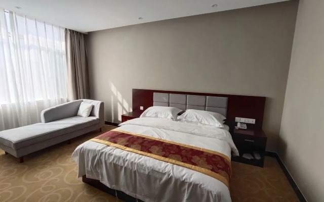 Green View Hotel