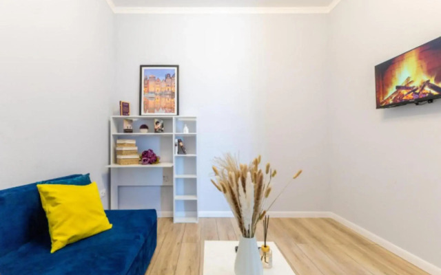 Apartments on Turan Avenue 50