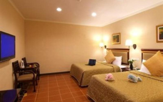 Puti Commercial Hotel