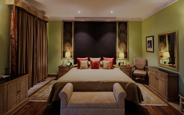 Ajit Bhawan - A Palace Resort