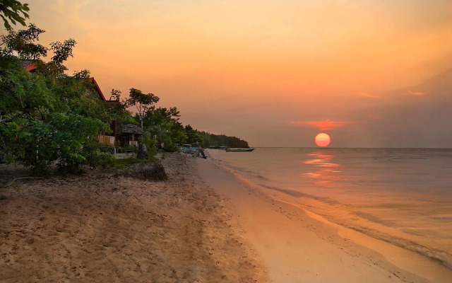 Hotel Santika Palu