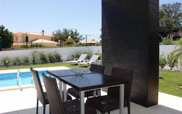 Villas Novochoro - Small Garden