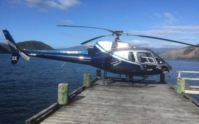 The Lodge At Te Rawa - Boat Access Only