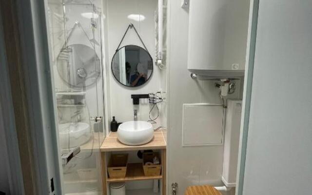 Appart en résidence calme avec parking privé