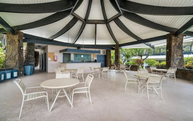 Oceanfront Complex No Stairs AC WIFI