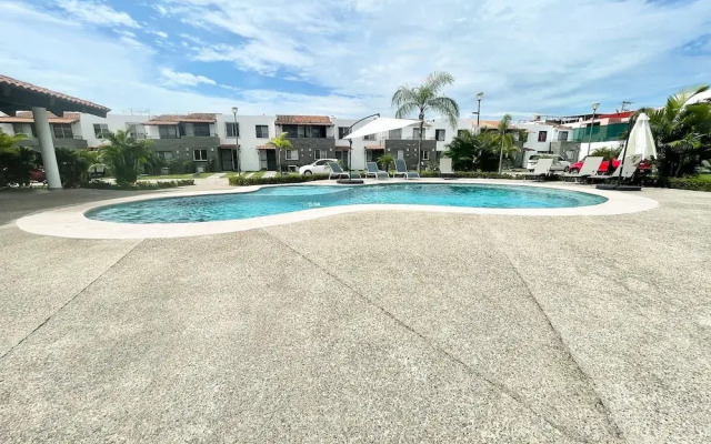 Modern Pool Side House