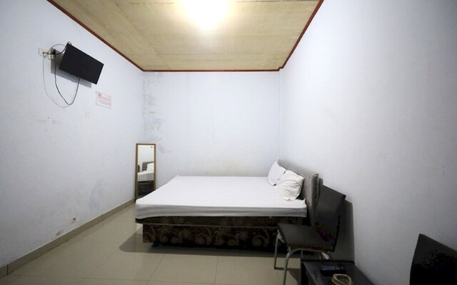 Hotel O Kos Citra Syariah Near Bukit Marezo