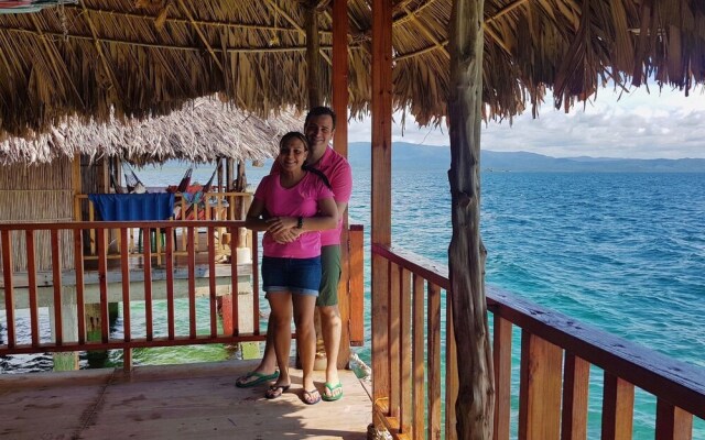 San Blas Private Over-the-Water Cabin