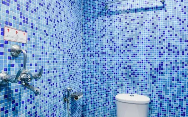 FabHotel Altus DLF Phase 2