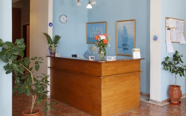 Tolon Beach Hotel