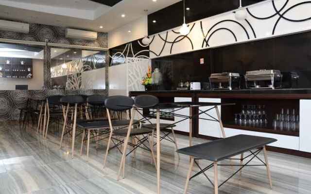 D'Holiday Hotel
