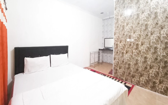 Lancar Homestay Syariah near BNS Mitra RedDoorz – Guest Rooms – Batu