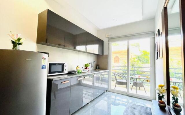 ZEN Studios - DLF CyberCity Gurgaon