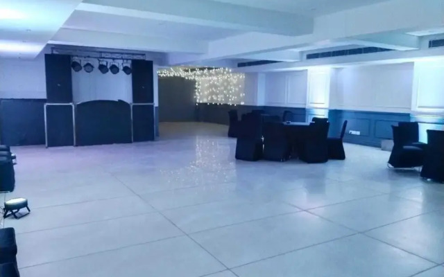 Hotel Bizzotel