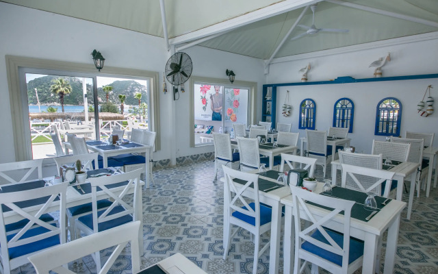 Casa Blanca Beach  - Adults Only