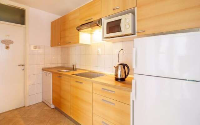 Lumbarda Resort Apartments