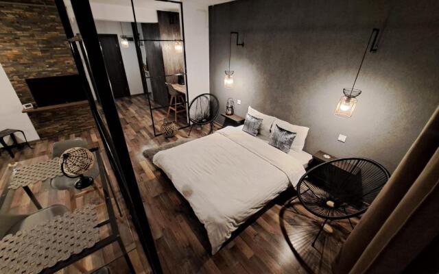 The World Apartament II